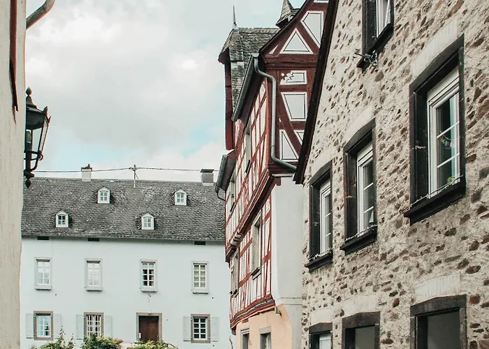 Lux Im Weinort An Der Mosel Pommern
